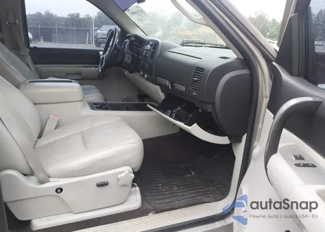 2008 Chevrolet Silverado 1500 Lt2 z USA, uszkodzony, nr VIN 3GCEC13J38G172523